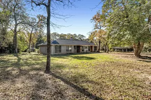 6 W Trail Ln, Hilltop Lakes, TX 77871 - Photo 2