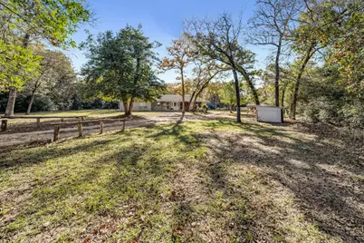 6 W Trail Lane, Hilltop Lakes, TX 77871 - Photo 4
