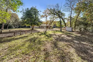 6 W Trail Ln, Hilltop Lakes, TX 77871 - Photo 4
