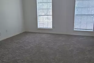 10332 Longmont Dr, Houston, TX 77042 - Photo 14