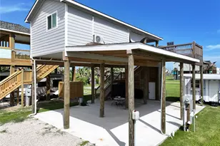 100 N Mae Cir, Crystal Beach, TX 77650 - Photo 42