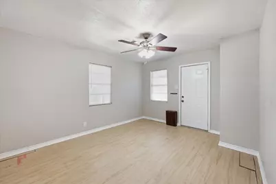 1611 Avenue C, Nederland, TX 77627 - Photo 2