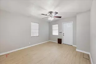 1611 Ave C, Nederland, TX 77627 - Photo 2