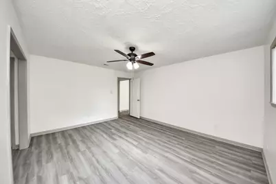 11523 Plumbrook Drive, Houston, TX 77099 - Photo 20