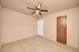 9126 Willow Meadow Dr, Houston, TX 77031 - Photo 18