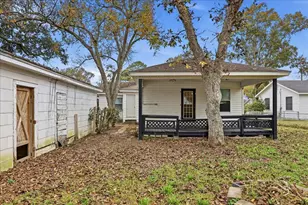 2003 Gary Ave, Nederland, TX 77627 - Photo 34