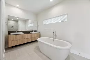 2220 Cortijo Pl, Houston, TX 77091 - Photo 24