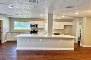 415 Sevenhampton Ln, Houston, TX 77015 - Photo 12