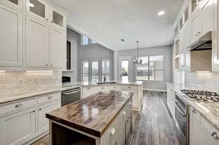 21623 Country Club Green Dr, Tomball, TX 77375 - Photo 10