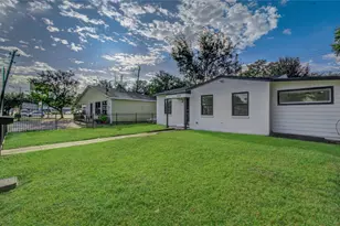 7530 Park Pl Blvd, Houston, TX 77087 - Photo 2