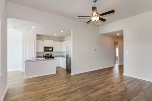 405 Sunny Highlands Dr, Katy, TX 77493 - Photo 4