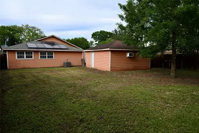 252 Bastrop Street, Angleton, TX 77515 - Photo 8