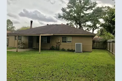 3330 Creek Grove Drive, Houston, TX 77066 - Photo 8