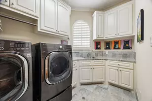 3016 Mid Ln, Houston, TX 77027 - Photo 36