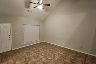 10130 Berrybriar Ln, Tomball, TX 77375 - Photo 6