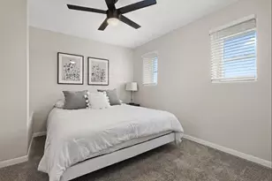 215 Postoffice St, Galveston, TX 77550 - Photo 16