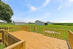 2606 Long Ln, Wallis, TX 77485 - Photo 16