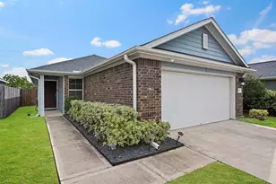 6938 Scarlet Sagebrush St, Katy, TX 77449 - Photo 4