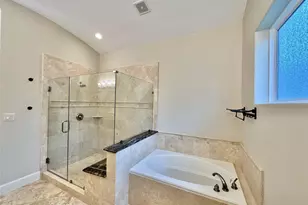 6121 Hamman St, Houston, TX 77007 - Photo 12