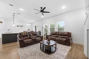 11037 Bois D Arc St, La Porte, TX 77571 - Photo 8