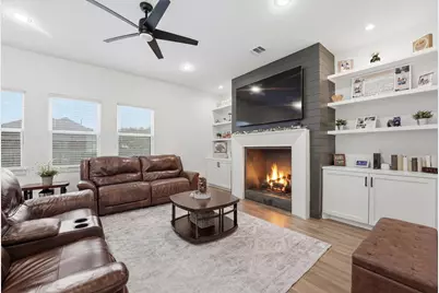 11037 Bois D Arc Street, La Porte, TX 77571 - Photo 2