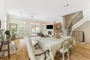 3515 Yupon St, Houston, TX 77006 - Photo 8