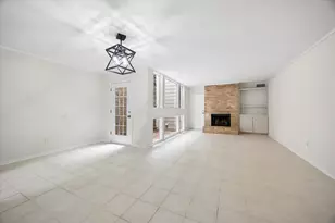 800 Country Pl Dr, Houston, TX 77079 - Photo 10