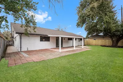 322 E Edgebrook Drive, Houston, TX 77034 - Photo 36