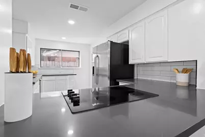 322 E Edgebrook Drive, Houston, TX 77034 - Photo 16