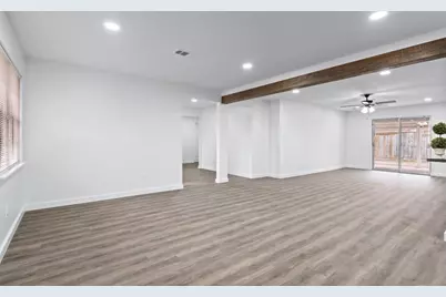 322 E Edgebrook Drive, Houston, TX 77034 - Photo 4