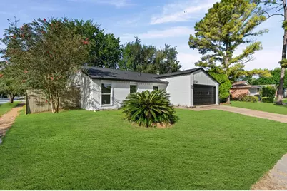 6934 Pickett Drive, Richmond, TX 77469 - Photo 2