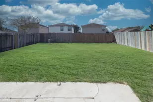 12934 Kingston Point Ln, Houston, TX 77047 - Photo 28