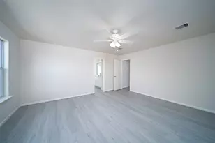 12934 Kingston Point Ln, Houston, TX 77047 - Photo 14