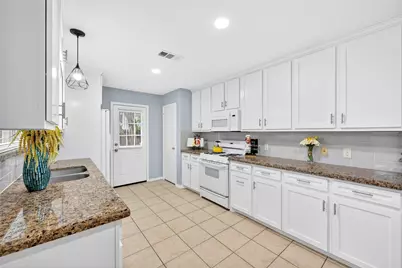 2135 Falling Oaks Road, Houston, TX 77038 - Photo 6