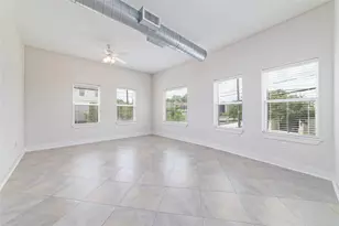 1011 Studemont St, Houston, TX 77007 - Photo 12