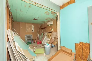 1130 W 8th St, Freeport, TX 77541 - Photo 20