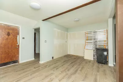 1130 W 8th Street, Freeport, TX 77541 - Photo 8