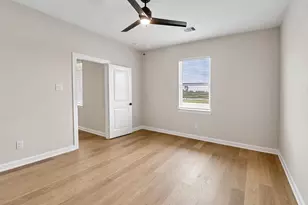 15671 Honey Cv Dr, Conroe, TX 77303 - Photo 18