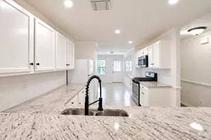 7907 Fire Thorn Ln, Cypress, TX 77433 - Photo 10
