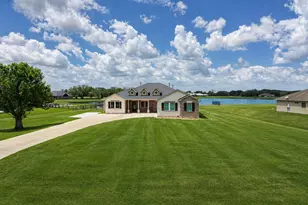 803 Lily Ln, Rosharon, TX 77583 - Photo 12