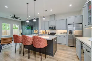 4612 Oats St, Houston, TX 77020 - Photo 2
