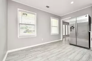 8034 Ridgeview Dr, Houston, TX 77055 - Photo 20