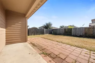 830 Paradise Rd, Baytown, TX 77521 - Photo 22