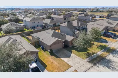 830 Paradise Road, Baytown, TX 77521 - Photo 30