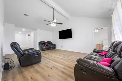 830 Paradise Road, Baytown, TX 77521 - Photo 4