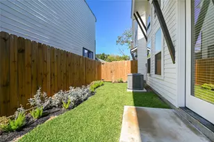 7609 Victory Reserve St, Houston, TX 77088 - Photo 22