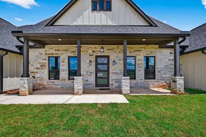 484 Angus Trail, Angleton, TX 77515 - Photo 2