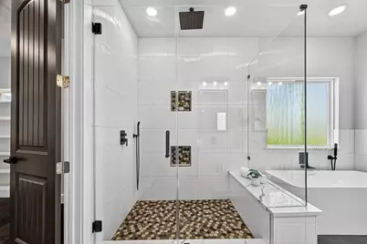 484 Angus Trail, Angleton, TX 77515 - Photo 34