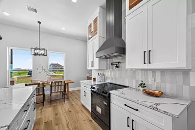 484 Angus Trail, Angleton, TX 77515 - Photo 10