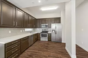 2624 Detering St, Houston, TX 77007 - Photo 6